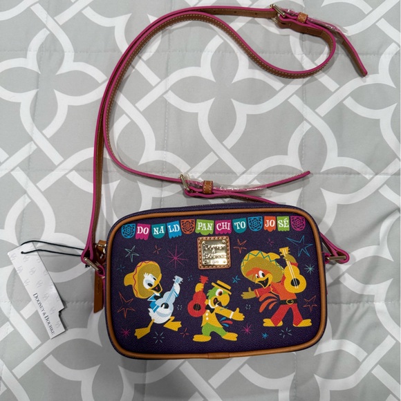 Dooney & Bourke The Three Caballeros Crossbody purse - Picture 2 of 7